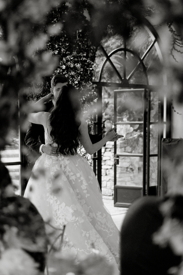 Romantic Wedding in Villa del Balbianello Venue, Lake Como | Italian-Style Photos