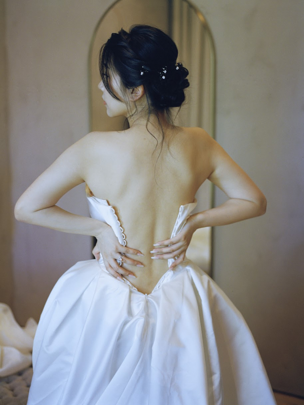 Photographers Lola Rong