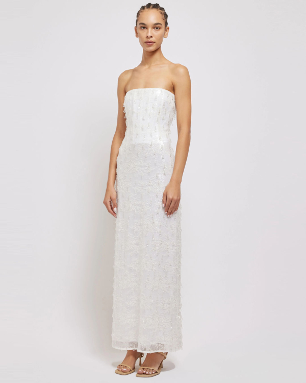 30 Trendy Bridal Dresses Under $2,000