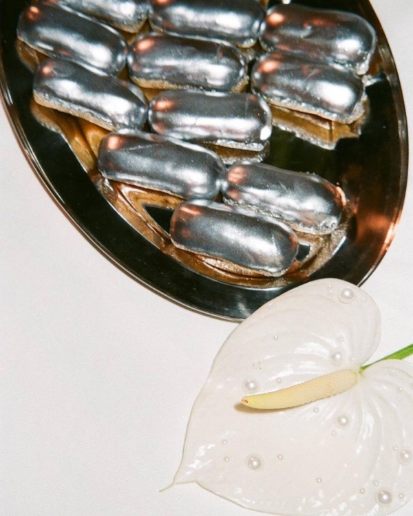 Silver Wedding Cake & Dessert Ideas