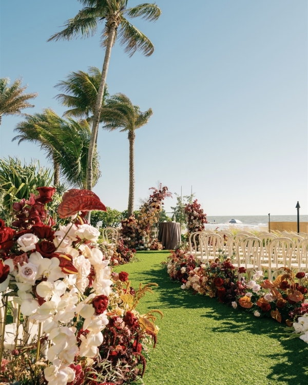Ethereal Beach Wedding in Florida | Real Wedding: Katie & Alex