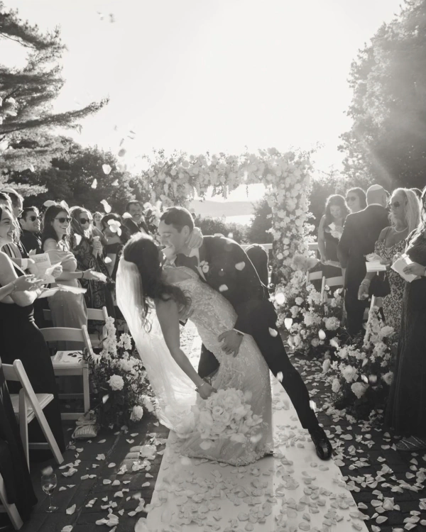 5 Tips for Digital Wedding Invitations — photo 2