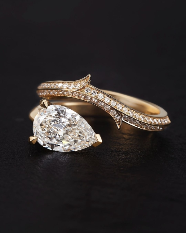 25 Best Famous Jewelry Brands | Top of the Most Expensive, High End Jewelry | Popular, Trendy Brands