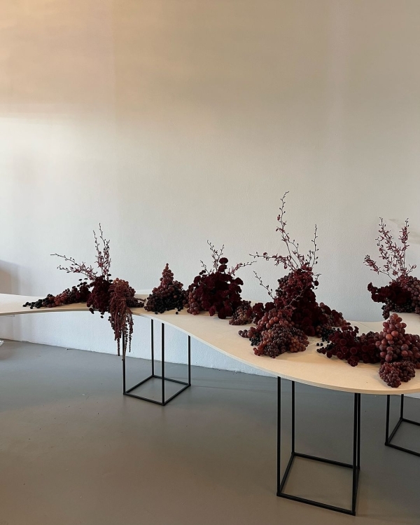 Trend: Curved Tablescapes