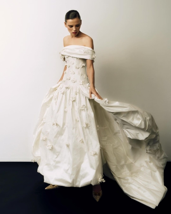 Bridal Trend: Strapless Wedding Dresses
