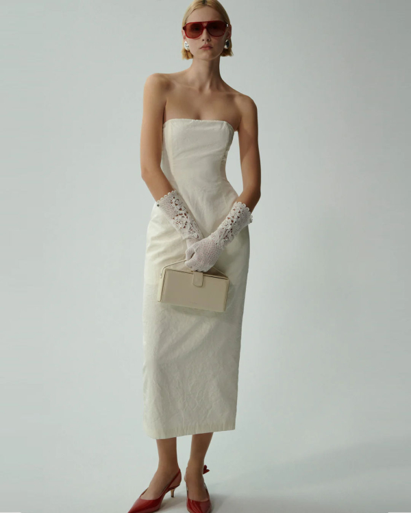 30 Trendy Bridal Dresses Under $2,000