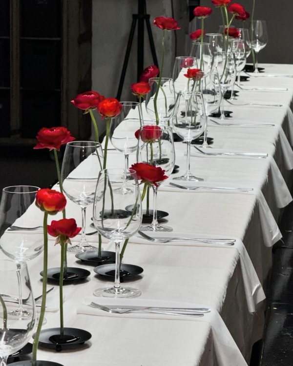 Creative and Unique Floral Centerpiece Ideas for Wedding Event Decor