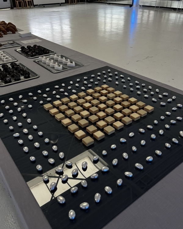 Event Design Trend | Minimalist Grazing Tables