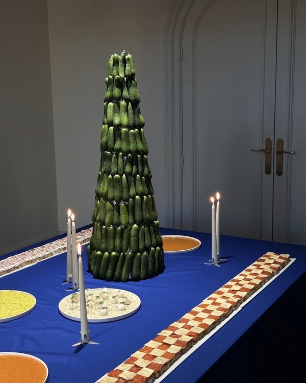 Event Design Trend | Minimalist Grazing Tables