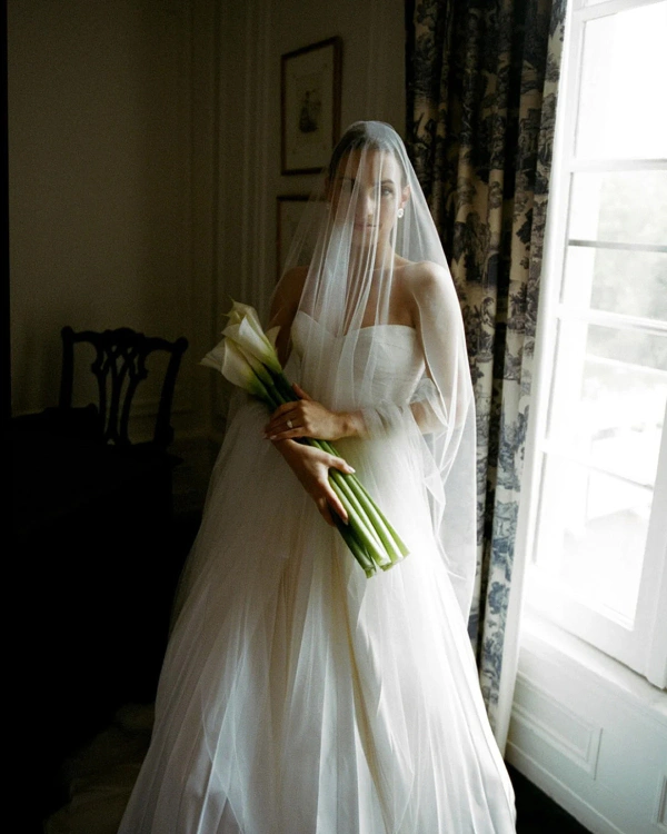 6 Expert Tips for Effortless, Natural Wedding Photos You’ll Actually Love — photo 2