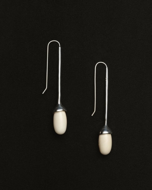 The Chicest Earrings to Match Every Wedding Dress Neckline & Hairstyle