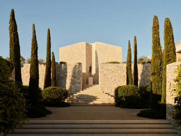 Venues Amanzoe