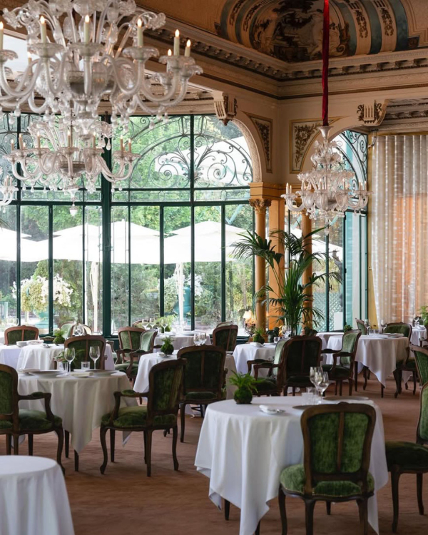 10 Romantic Restaurants for Date Night in Paris