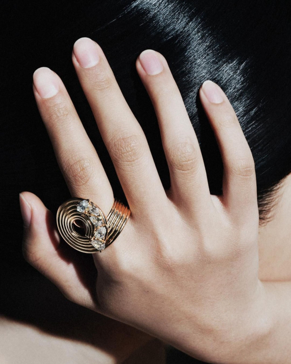 25 Best Famous Jewelry Brands | Top of the Most Expensive, High End Jewelry | Popular, Trendy Brands