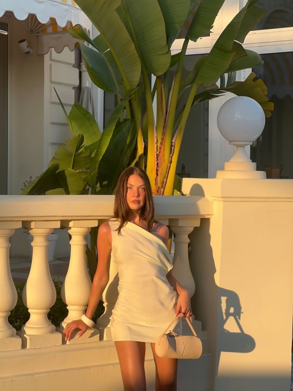 11 Must-Follow Newly-Engaged Influencers for It-Girl Bridal & Wedding Inspiration in 2025