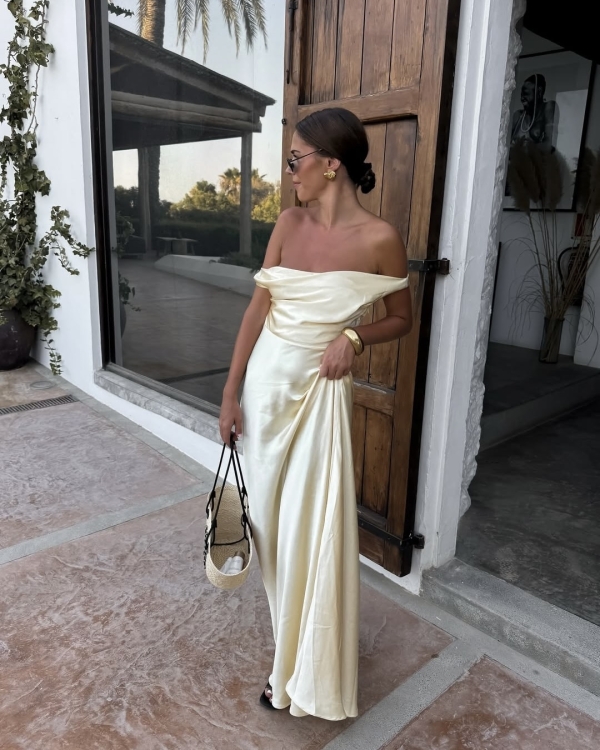 40 Chic Wedding Guest Dresses Perfect for a Destination Wedding in Europe