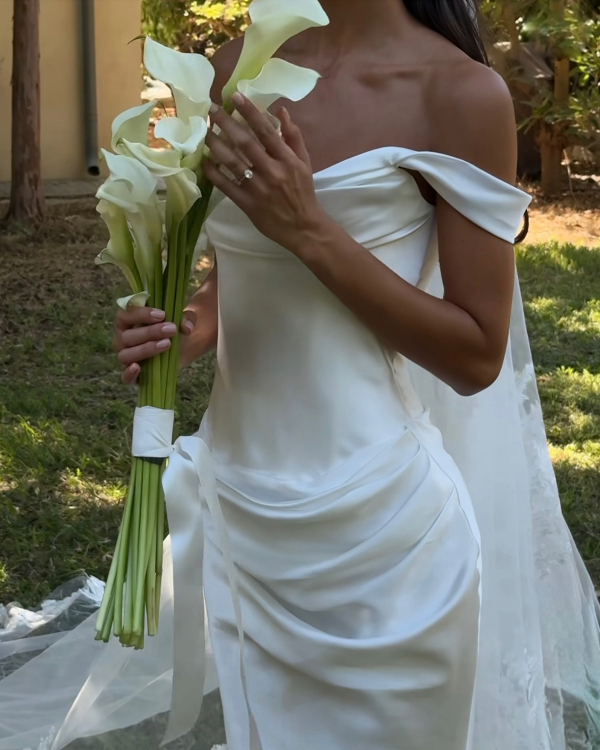 9 Genius Styling Hacks Bridal Stylists Swear By