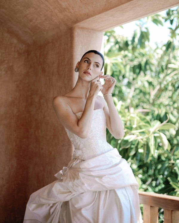This Annie’s Ibiza Bride Said "I Do" in Careyes, Where Bold Architecture Meets Cinematic Ocean Vistas