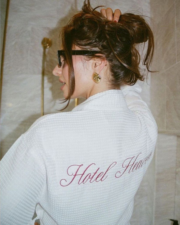 45 Must-Have Getting Ready Wedding Photos That Capture the Magic