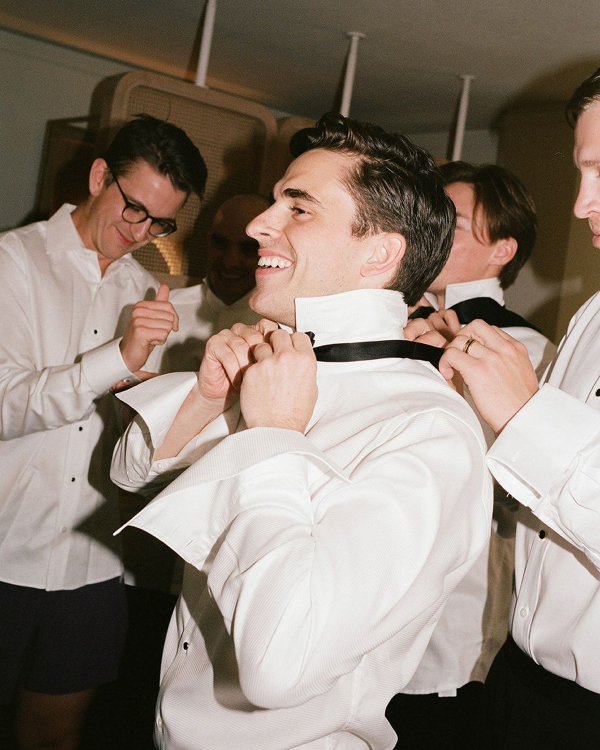 45 Must-Have Getting Ready Wedding Photos That Capture the Magic