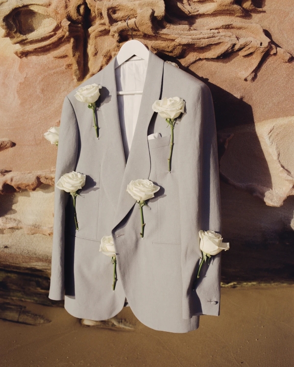 30 Cool Boutonnière Ideas for Grooms That Are Anything But Boring