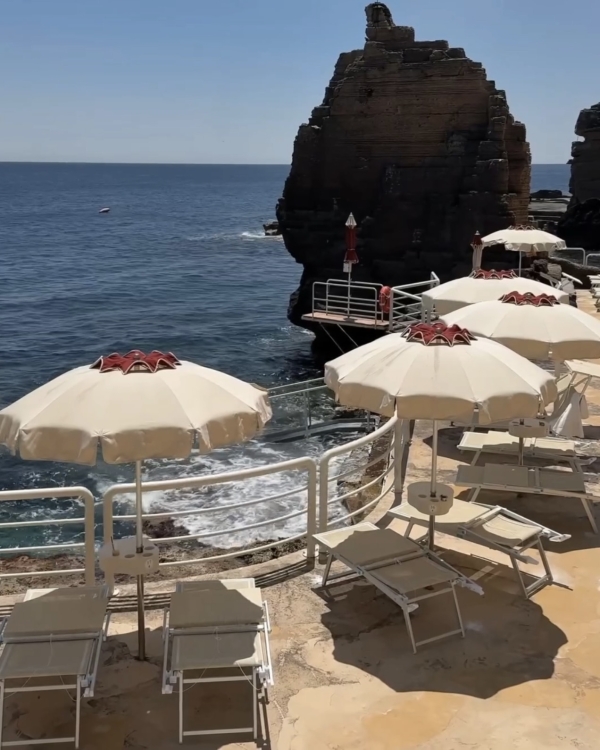 7 Best Beach Clubs in Italy for a Chic ‘La Dolce Vita’ Summer