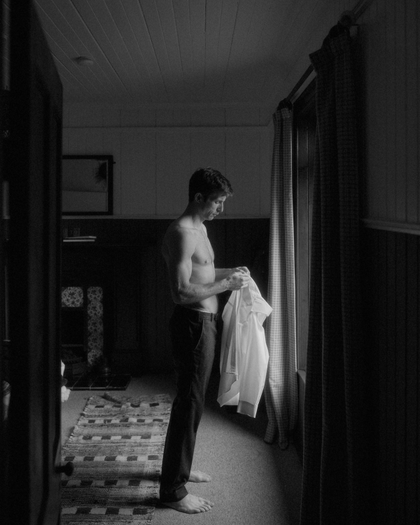 45 Must-Have Getting Ready Wedding Photos That Capture the Magic