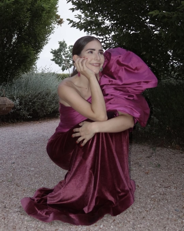 40 Chic Wedding Guest Dresses Perfect for a Destination Wedding in Europe