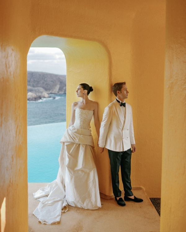 This Annie’s Ibiza Bride Said "I Do" in Careyes, Where Bold Architecture Meets Cinematic Ocean Vistas