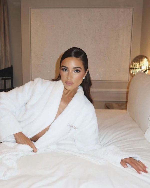 17 Best Makeup Artists in the UK | Famous, Professional MUA | Bridal Makeup in England | Wedding Beauty Artists