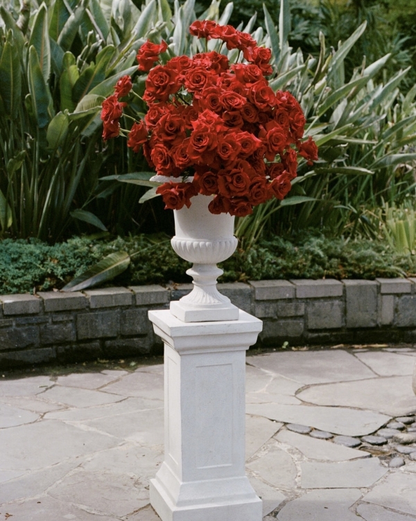 Inside a Daringly Colorful & Cool Wedding at a Melbourne Art Gallery