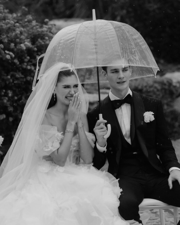 Don't Let the Forecast Ruin Your Wedding: 9 Weather-Proof Tips & Plans
