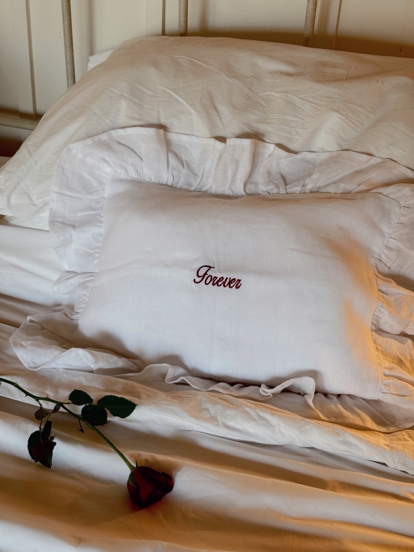 Content Creators Content for Brides