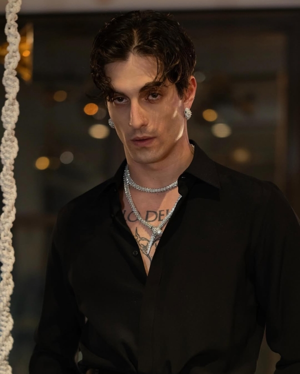 25 Best Famous Jewelry Brands | Top of the Most Expensive, High End Jewelry | Popular, Trendy Brands