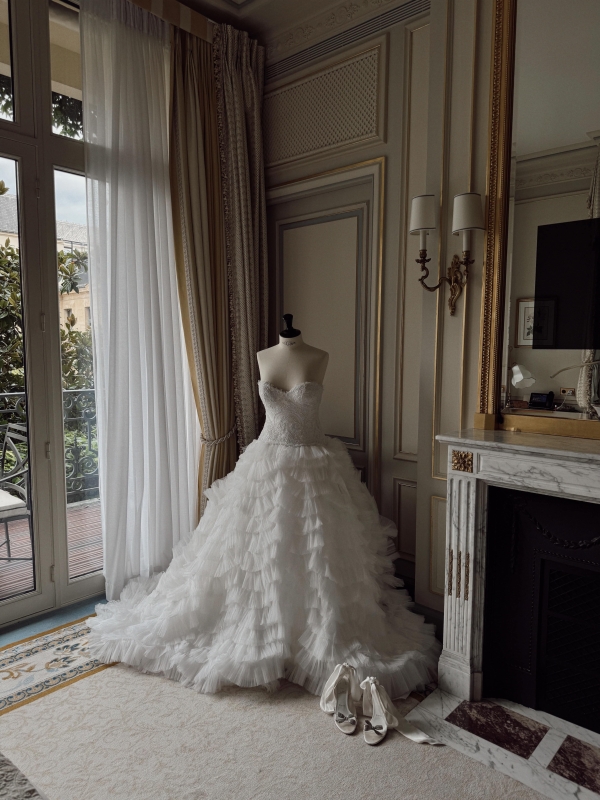 Content Creators Content for Brides