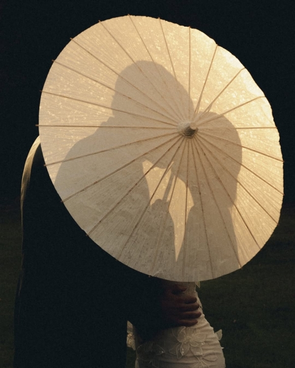 6 Expert Tips for Effortless, Natural Wedding Photos You’ll Actually Love