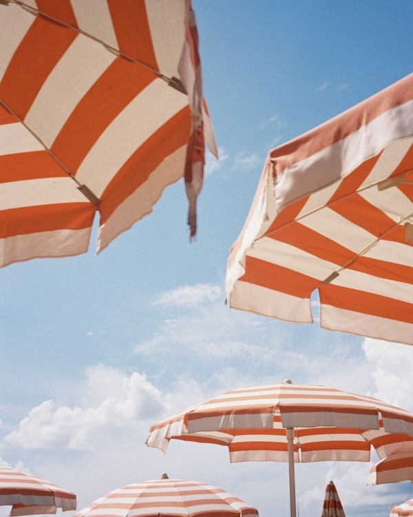 7 Best Beach Clubs in Italy for a Chic ‘La Dolce Vita’ Summer