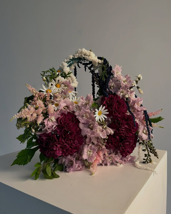 9 Stylish Bouquet Trends We're Loving for Brides Right Now