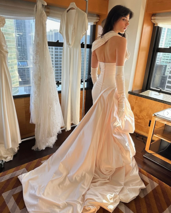 What Top Bridal Stylists Wish Brides Knew Before Finding the Dress