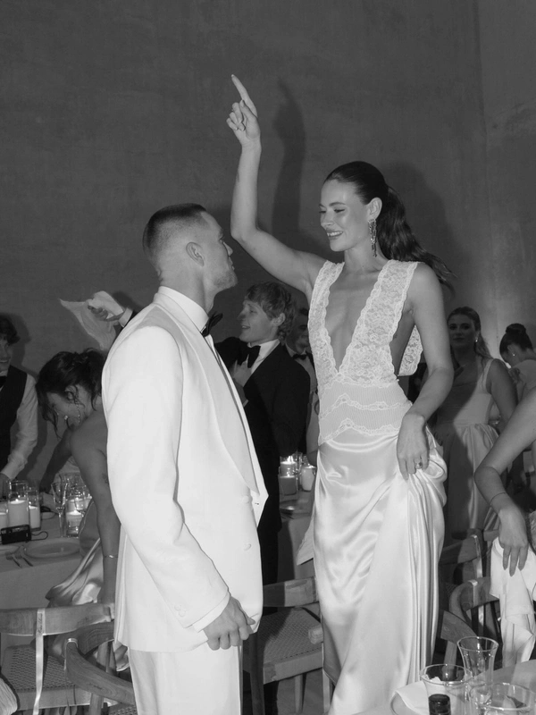 30 Best R&B First Dance Songs for Your Wedding — photo 1