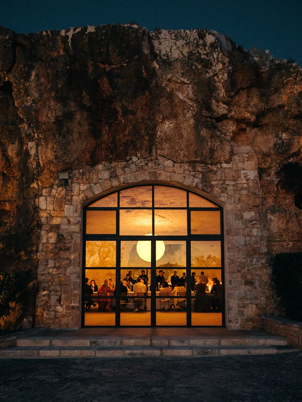 <a href="https://www.instagram.com/cavapuglia/">Cava Puglia</a>, Photography:&nbsp;<span style="font-family: 'GT America', sans-serif;"><a href="https://www.instagram.com/dg.visualstudio/">Danilo Giungato﻿</a></span>