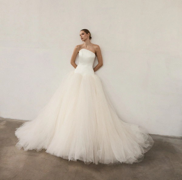 Inside ‘The Modern Twist’: Marmar Halim’s 2027 Bridal Collection — photo 1
