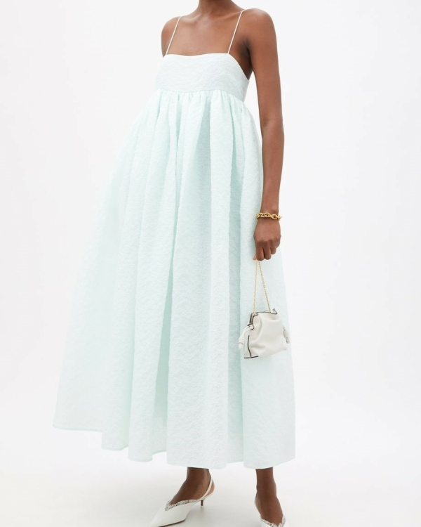 Top 12 Summer Maternity Dresses For a Wedding Guest | What to Wear to a Wedding When Pregnant