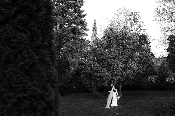 Minna Katie Captures the Essence of Spring Love