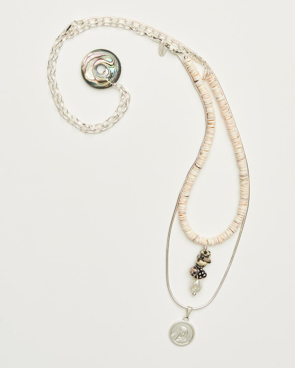 18 Best Bachelorette Party Gifts | Funny, Unique Present Ideas | Cute Gifts for Bride