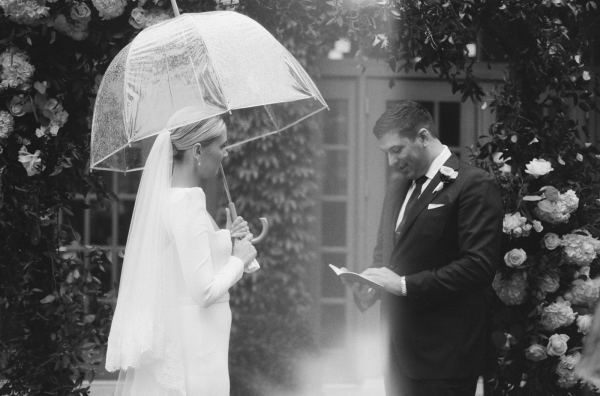 Morning Wedding in the Romantic Rain, Photo