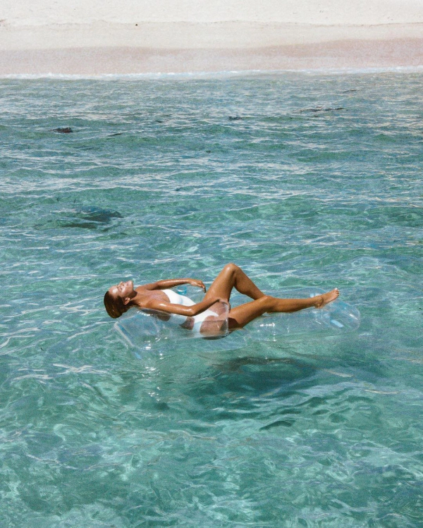 7 Extraordinary Honeymoon Hotels Around the World — photo 2
