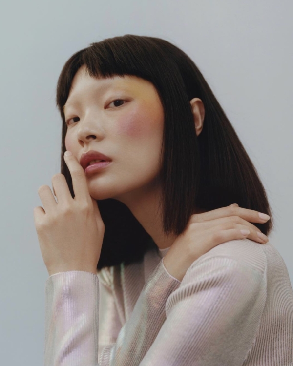 Beautiful Summer Makeup Trend for a Wedding Look | Sunset Blush, Berry Lips and Colorful Eyeliner