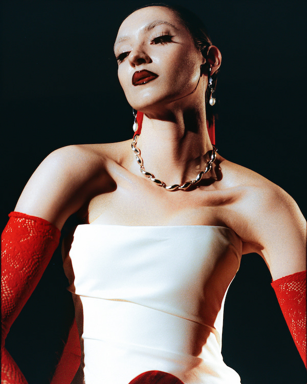 A Bridal Odyssey Ediorial