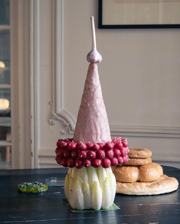 Trend: Set Design with Vegatables